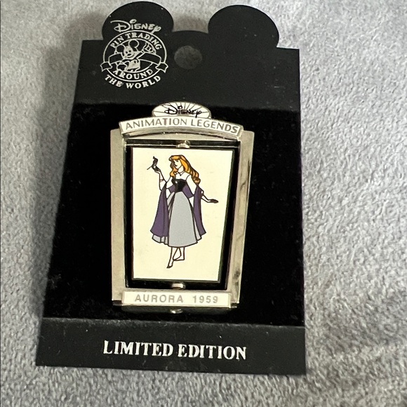 Disney Princess Enamel Pin Set - Multicolor - Picture 6 of 6